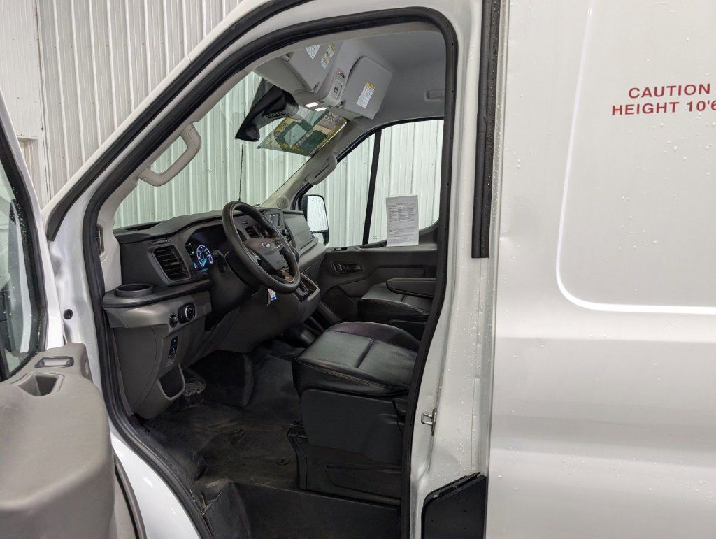 Used 2023 Ford Transit 250 Medium Roof RWD image 9