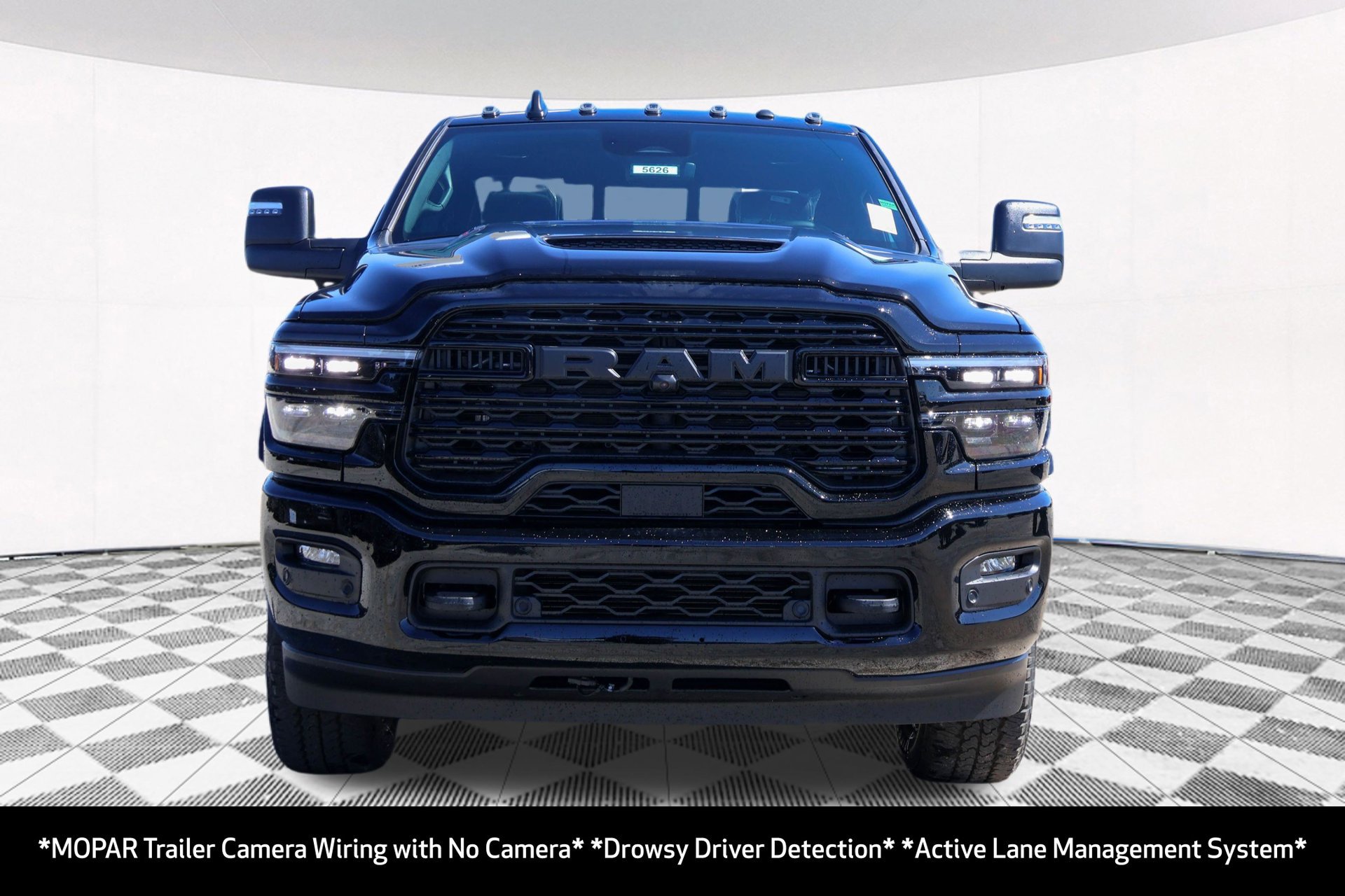 New 2026 RAM 2500 Limited AWD/4WD image 13