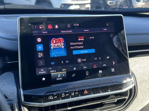 Used 2022 Jeep Compass Latitude image 19