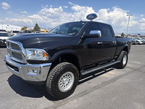 Used 2015 RAM 2500 Laramie w/ Convenience Group AWD/4WD image 1