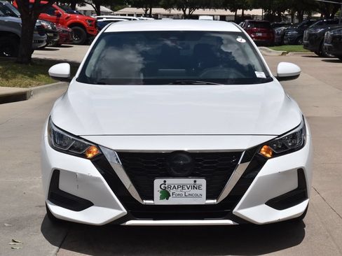 Used 2022 Nissan Sentra SV w/ All-Weather Package FWD image 3