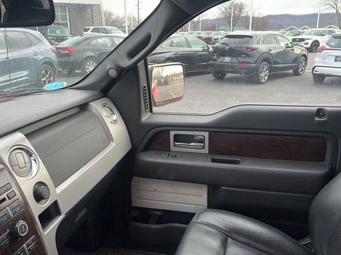 Used 2012 Ford F150 Lariat w/ Lariat Chrome Pkg image 18