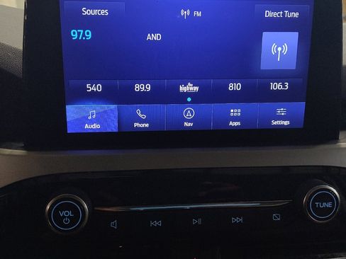 Used 2021 Ford Escape SE w/ SE Sport Appearance Package FWD image 25