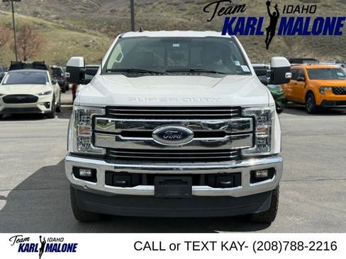 Used 2019 Ford F350 Lariat w/ Lariat Value Package AWD/4WD image 9