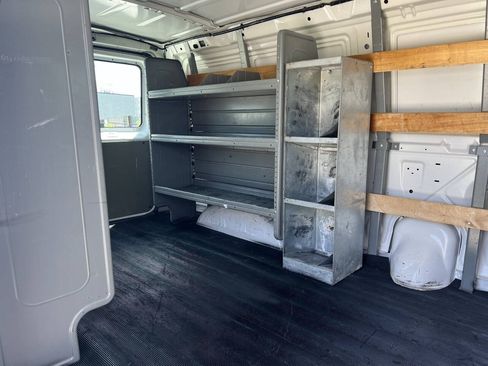 Used 2014 Ford E-250 and Econoline 250 w/ Power Group RWD image 16