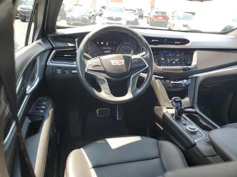 Used 2023 Cadillac XT5 Premium Luxury w/ Technology Package AWD/4WD image 10