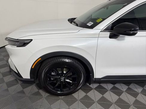 Used 2023 Honda CR-V Sport image 12