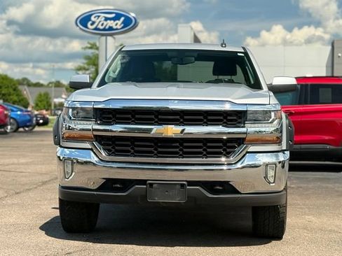 Used 2017 Chevrolet Silverado 1500 LT w/ All Star Edition AWD/4WD image 28
