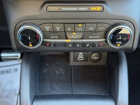 Used 2024 Ford Escape ST-Line image 18