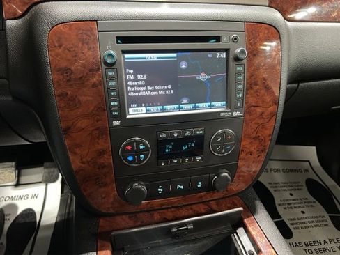 Used 2013 Chevrolet Tahoe LTZ image 18