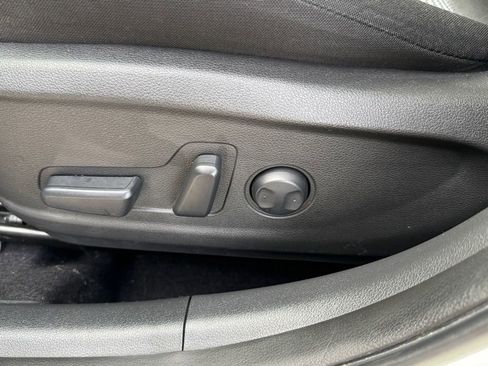 Used 2021 Hyundai Kona SEL Plus image 24