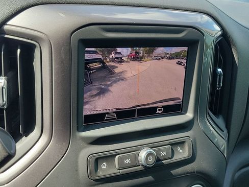 Used 2024 Chevrolet Silverado 1500 Custom Trail Boss AWD/4WD image 15