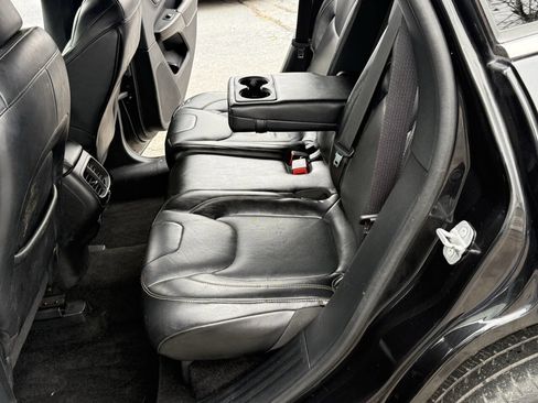 Used 2014 Jeep Cherokee Limited w/ Luxury Group image 11