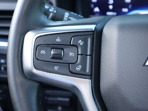 Used 2023 Chevrolet Tahoe Z71 w/ Z71 Off-Road Package AWD/4WD image 15
