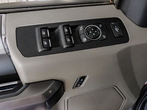 Used 2022 Ford F350 XLT w/ XLT Premium Package image 43