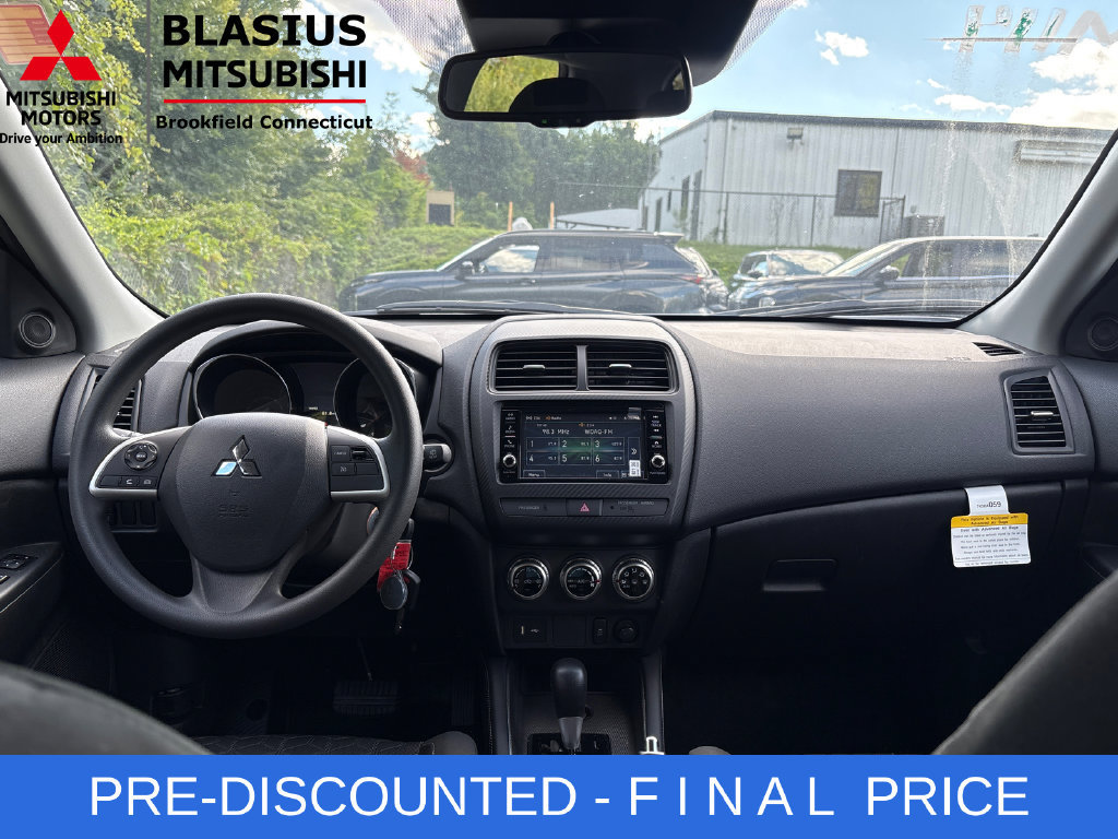 Used 2025 Mitsubishi Outlander Sport ES AWD/4WD image 33