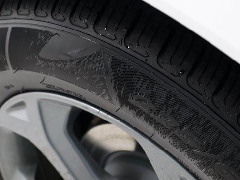 Certified 2023 Ford Escape ST-Line image 19