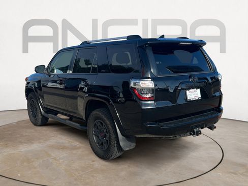 Used 2022 Toyota 4Runner SR5 Premium image 8