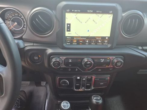 Used 2023 Jeep Wrangler Unlimited Sport AWD/4WD image 12