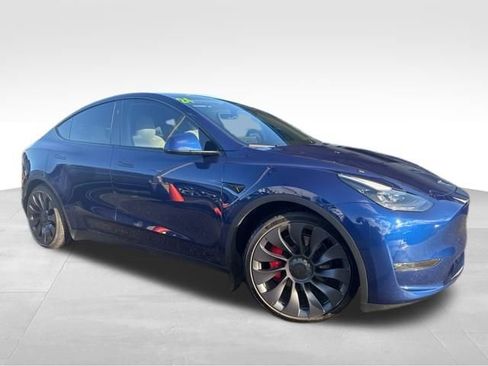 Used 2024 Tesla Model Y Performance image 1