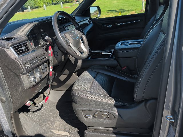 Used 2021 GMC Yukon Denali w/ Denali Ultimate Package AWD/4WD image 17