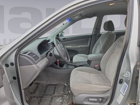 Used 2003 Toyota Camry XLE FWD image 10