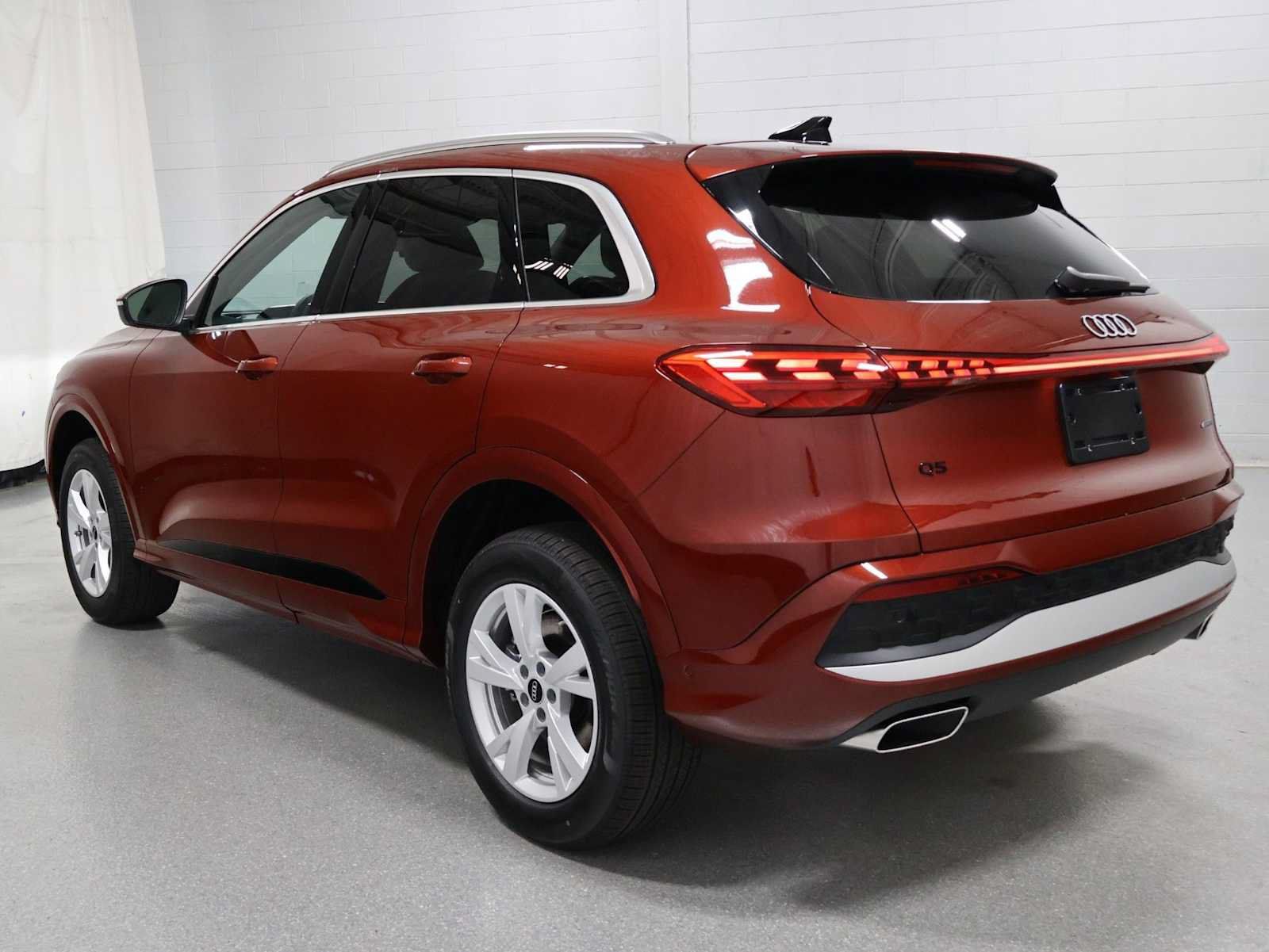 New 2026 Audi Q5 Premium AWD/4WD image 3
