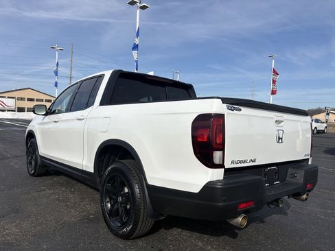 Certified 2021 Honda Ridgeline Black Edition image 22