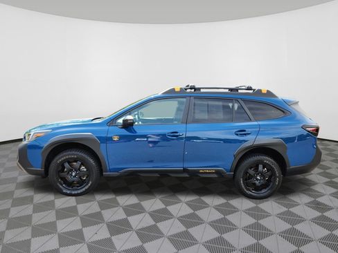 Certified 2025 Subaru Outback Wilderness AWD/4WD image 5