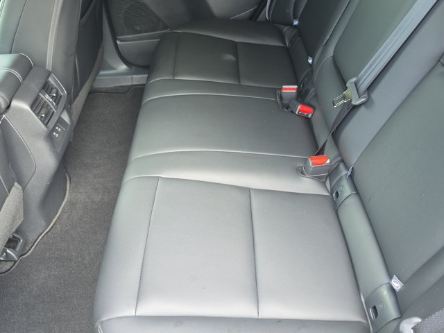 Used 2025 Nissan Murano SV FWD image 14