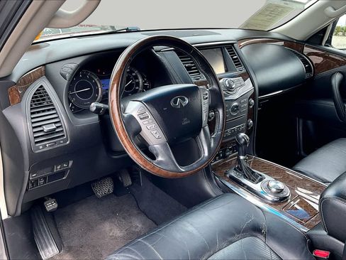 Used 2015 INFINITI QX80 4WD w/ Theater Package image 18