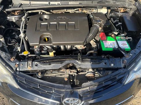 Used 2014 Toyota Corolla S FWD image 24