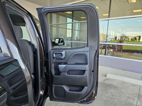 Used 2018 Chevrolet Silverado 1500 LT w/ All Star Edition image 13