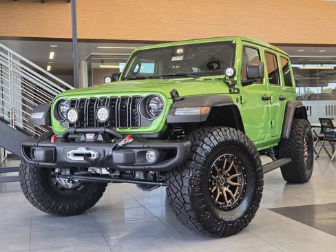 New 2025 Jeep Wrangler Unlimited Rubicon w/ Safety Group AWD/4WD image 2