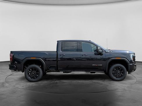 New 2026 GMC Sierra 3500 AT4 w/ AT4 Premium Plus Package AWD/4WD image 10