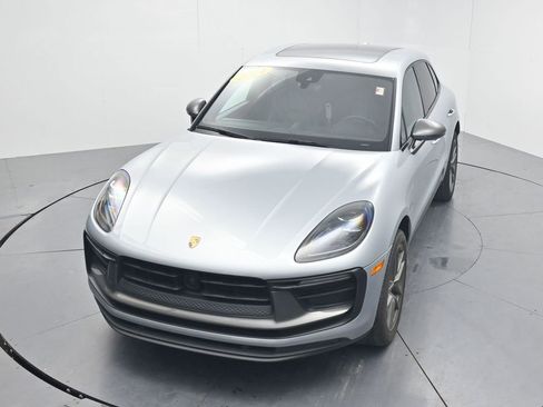 Used 2024 Porsche Macan Turbo AWD/4WD image 50