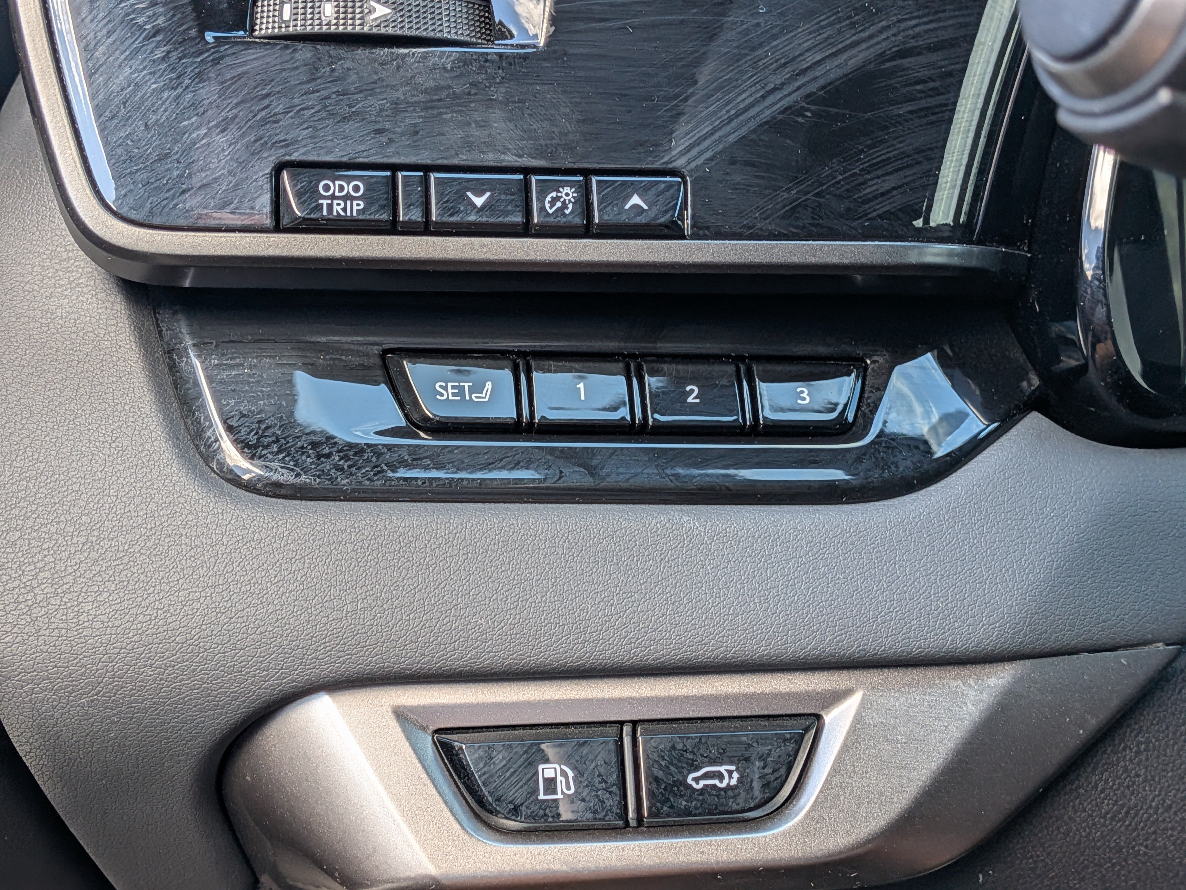 Used 2026 Lexus RX 350h AWD/4WD image 27