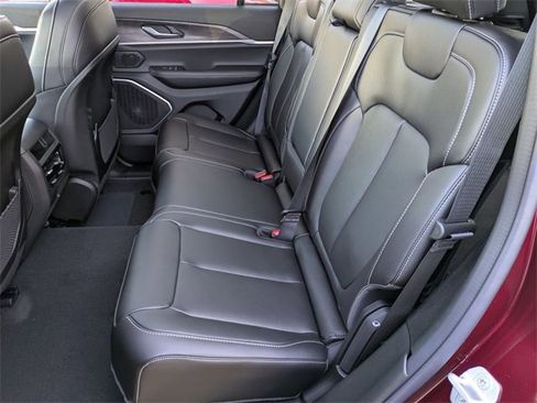 New 2026 Jeep Grand Cherokee Limited w/ Limited Altitude Package image 24