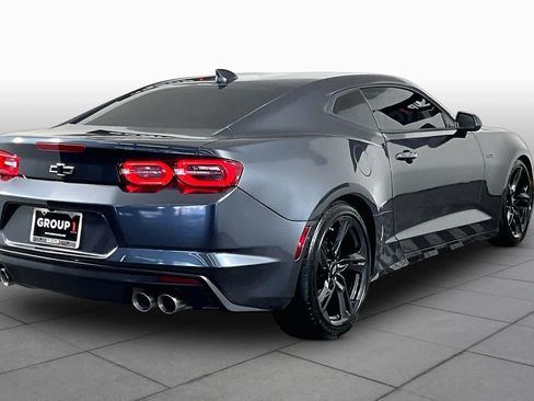 Used 2023 Chevrolet Camaro LT w/ Technology Package RWD image 12