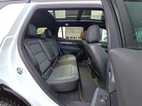 New 2026 GMC Terrain AT4 image 18