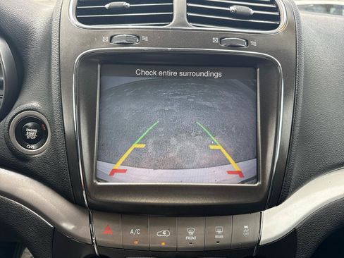 Used 2020 Dodge Journey Crossroad w/ Popular Equipment Group FWD image 23