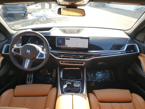 Certified 2024 BMW X5 xDrive40i w/ M Sport Package image 21