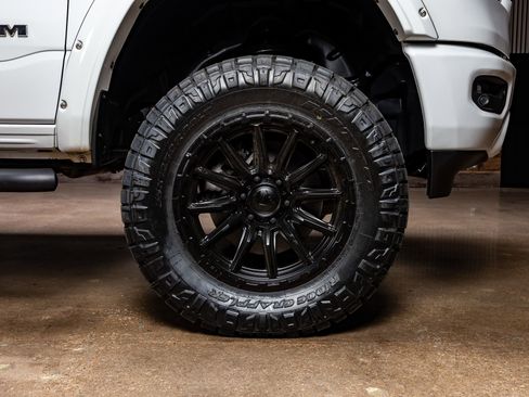 Used 2021 RAM 1500 Big Horn image 12