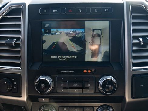 Used 2017 Ford F250 Platinum w/ Platinum Ultimate Package image 15