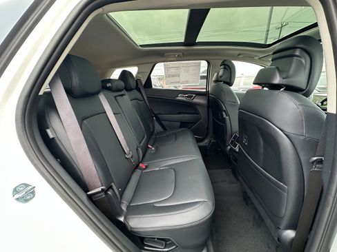 New 2026 Kia Sportage AWD Hybrid image 17