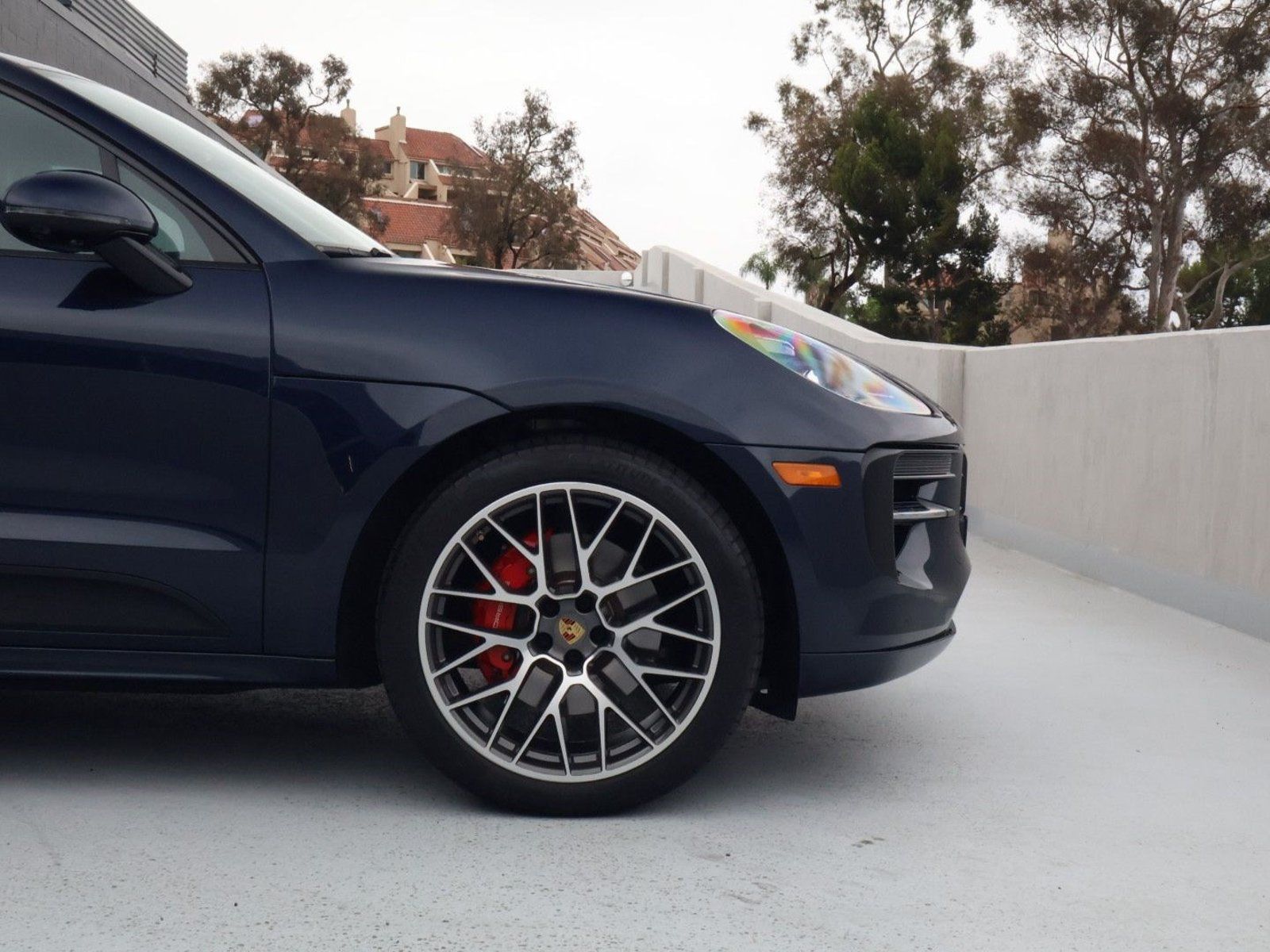 Certified 2020 Porsche Macan GTS AWD/4WD image 11