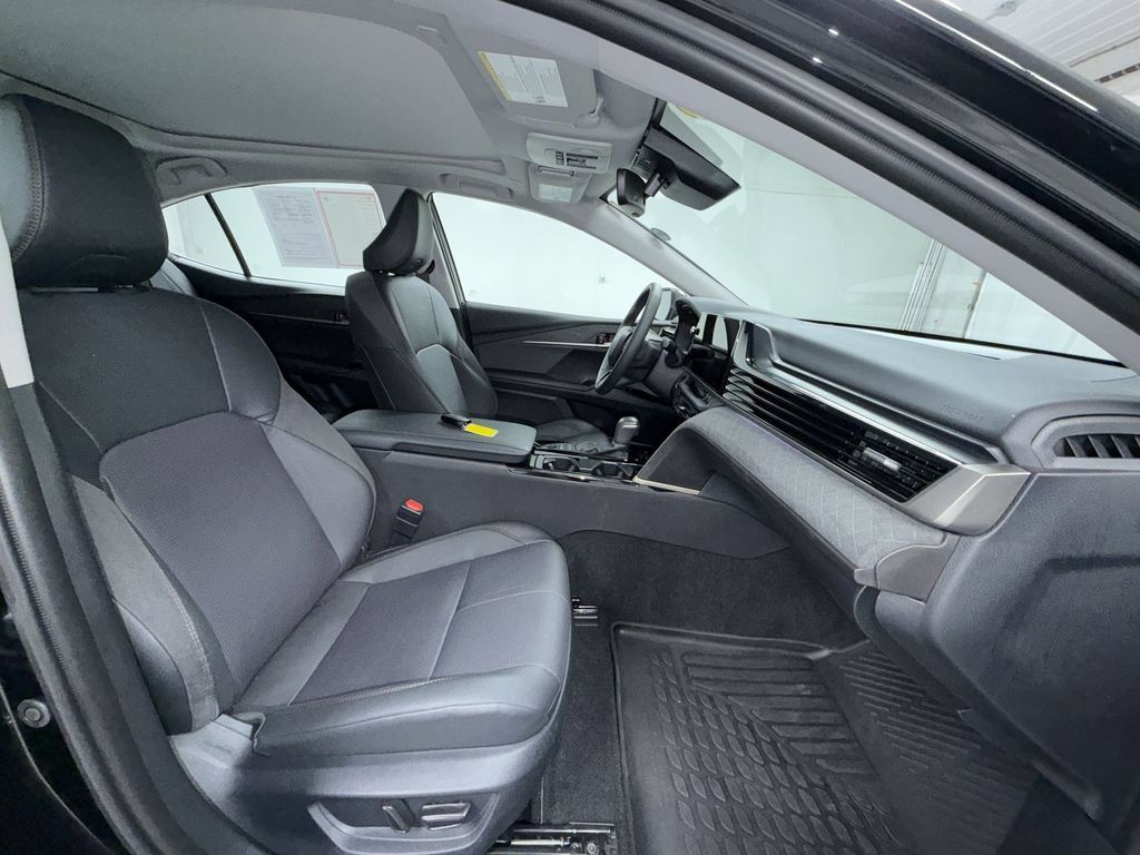 Certified 2026 Toyota Camry XLE AWD/4WD image 7