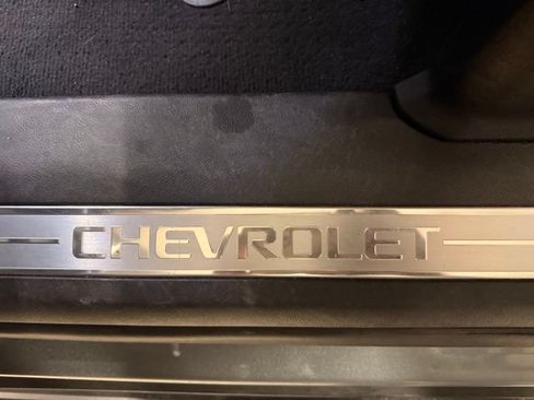 Used 2023 Chevrolet Suburban RST w/ Sport Performance Package AWD/4WD image 12