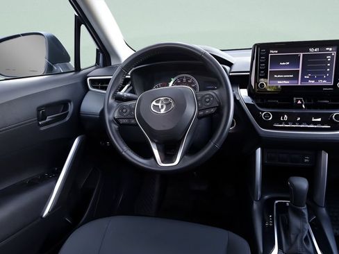 Certified 2022 Toyota Corolla Cross LE AWD/4WD image 30