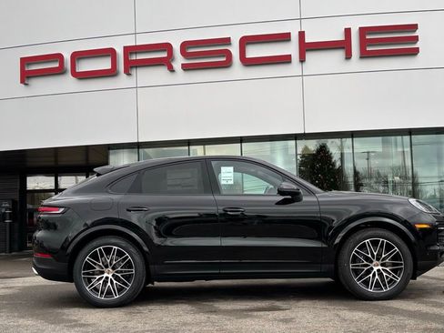 New 2026 Porsche Cayenne Coupe image 14